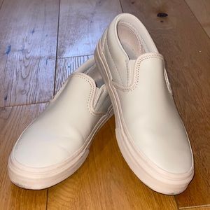 Vans Classic Slip-On Leather in Whisper Pink